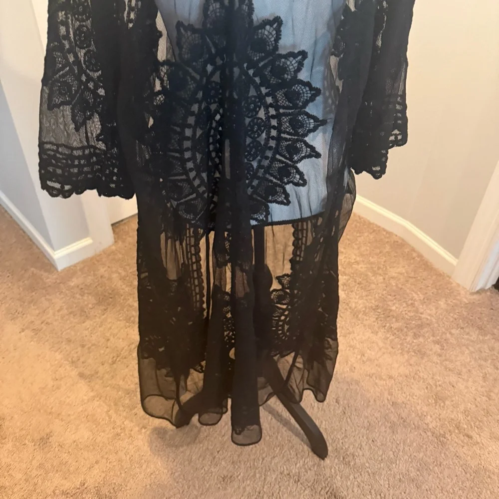 Rachel Zoe Black Lace Cover-Up nwot